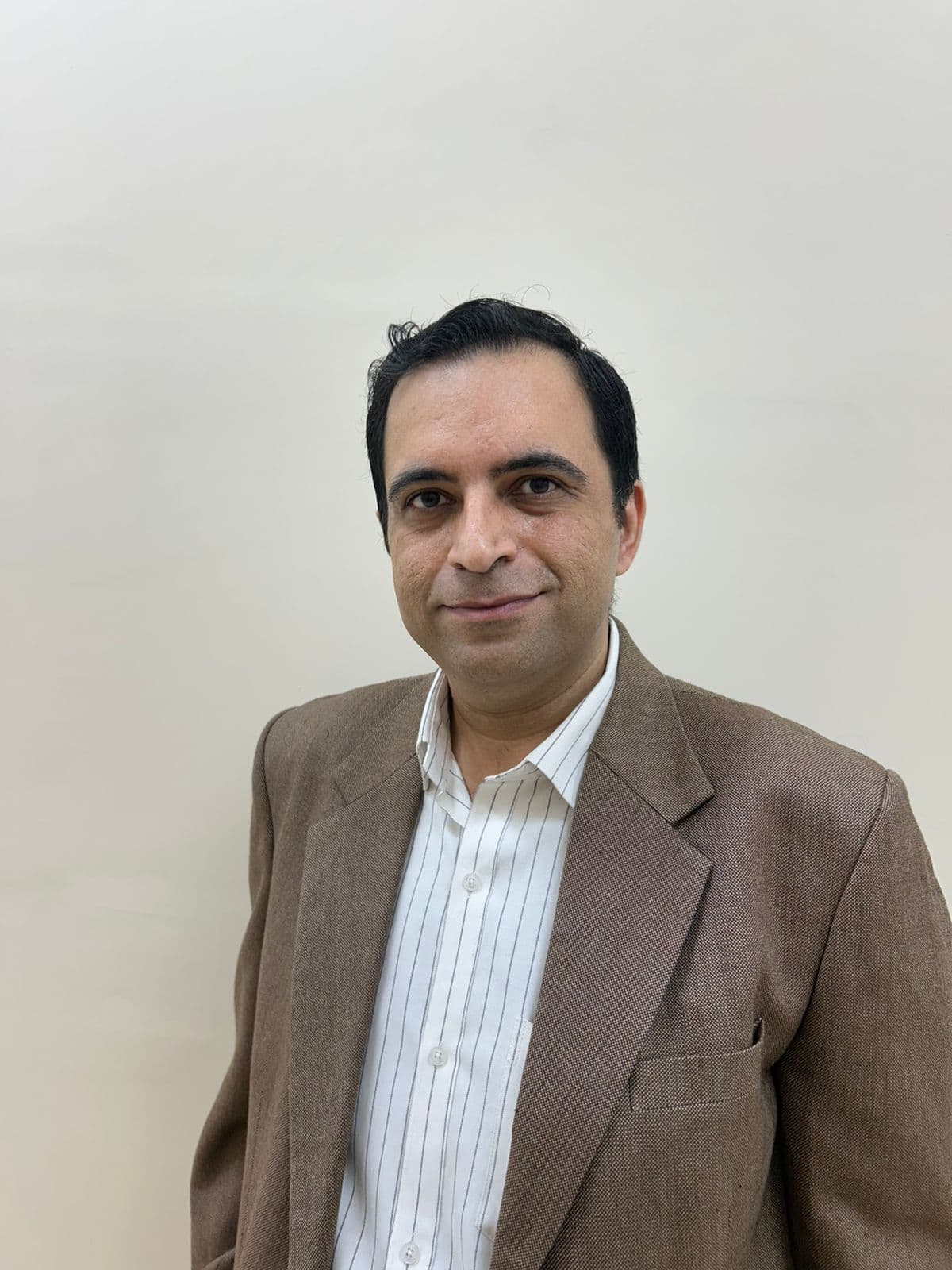 Dr Sidharth Chellani